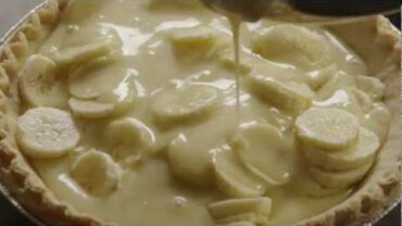 VIDEO: How to Make Banana Cream Pie | Allrecipes.com
