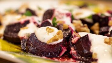 VIDEO: Patzarosalata: Greek Beetroot Salad