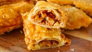 VIDEO: How to Make Fried Apple Pies