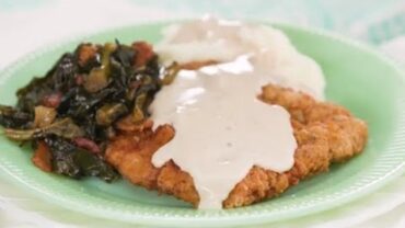 VIDEO: Country-Fried Steak | Southern Living