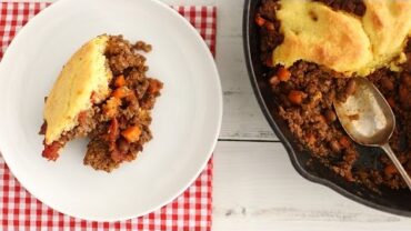 VIDEO: Cornbread and Chili Pie – Everyday Food with Sarah Carey