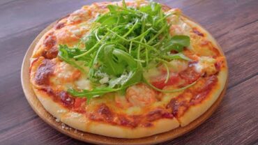 VIDEO: 집에서 피자만들기 ! 정말 쉬운 피자 도우 반죽 ! 만능 도우 !