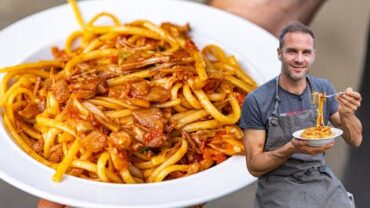 VIDEO: “WILD” JACKFRUIT VEGAN RAGU in 5 MINUTES