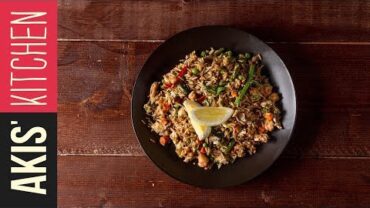 VIDEO: Shrimp fried rice | Akis Petretzikis