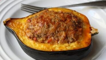 VIDEO: Sausage & Rice Stuffed Acorn Squash Recipe – Squash Stuffed with Lamb Sausage & Rice