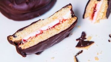 VIDEO: SUPREME Wagon Wheels Recipe – As seen on Great British Bake Off