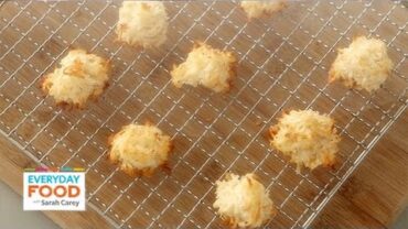 VIDEO: Chewy Coconut Macaroons – Everyday Food with Sarah Carey