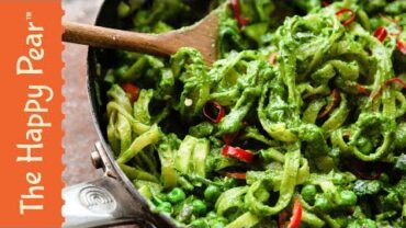 VIDEO: Winter Pesto Pasta in 5 minutes | The Happy Pear #VEGAN