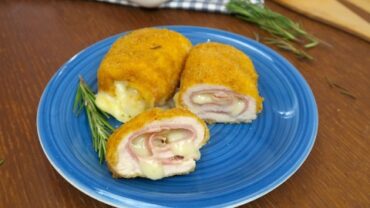 VIDEO: Chicken roll-ups: this easy and tasty recipe is sure to please young and old!