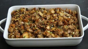 VIDEO: No-Fail Signature Thanksgiving Stuffing – Kitchen Conundrums with Thomas Joseph