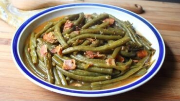 VIDEO: Slow-Cooked Green Beans – Amazing Southern-Style Green Beans