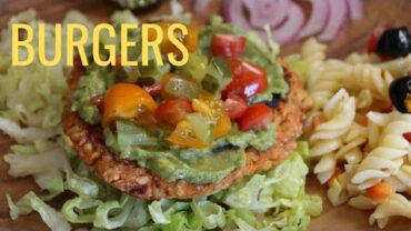 VIDEO: SWEET POTATO AND CHICKPEA BURGERS-VEGAN