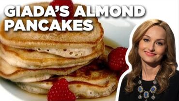 VIDEO: Giada De Laurentiis’ Almond Pancakes | Giada At Home | Food Network