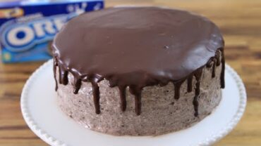 VIDEO: Oreo Cake Recipe