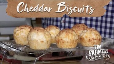 VIDEO: CHEDDAR BISCUITS | 3-Ingredient Recipe