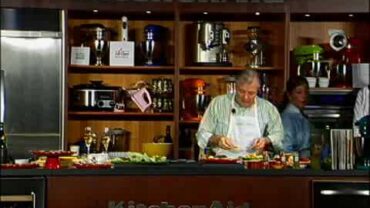 VIDEO: Jacques Pépin: Tapenade | Food & Wine