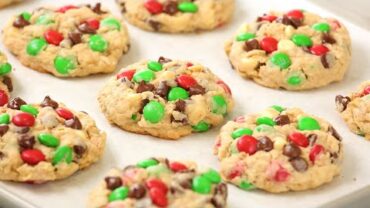 VIDEO: Christmas Cookies For Santa | Easy & Delicious Holiday Baking