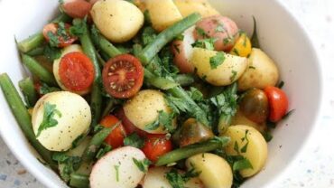 VIDEO: Potato and green bean salad