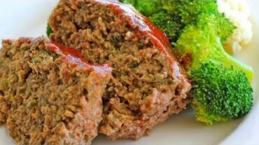 VIDEO: Clean Eating Beef Meatloaf Recipe