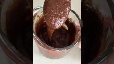 VIDEO: Chocolate Mug Cake – Yum!!