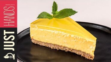 VIDEO: Banana Cheesecake | Akis Petretzikis