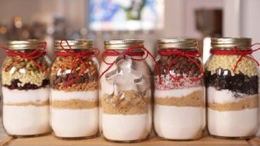 VIDEO: 5 Cookie-In-A-Jar Recipes | Ultimate Cookie Countdown