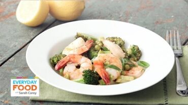 VIDEO: Lemon-Sauteed Shrimp and Broccoli – Everyday Food with Sarah Carey