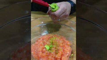 VIDEO: SALMON BURGER