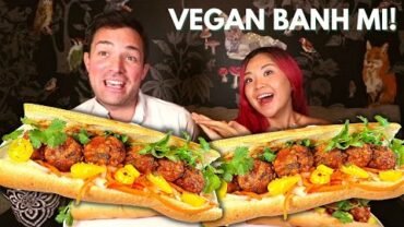 VIDEO: GIANT VEGAN BANH MI (Vietnamese Subs) MUKBANG! Munching Mondays   Ep.115