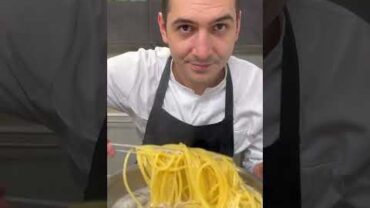 VIDEO: LEMON SPAGHETTI🍋 So delicate and delicious! #shorts