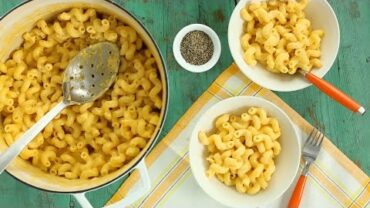 VIDEO: Perfect Stovetop Mac and Cheese- Everyday Food with Sarah Carey