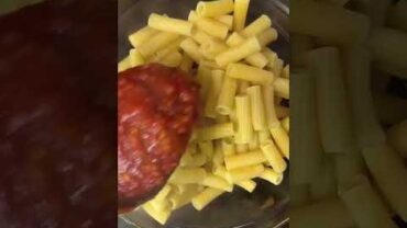 VIDEO: PASTA al FORNO – BAKED PASTA…LAYERS of HAPPINESS😍🍝 #Shorts