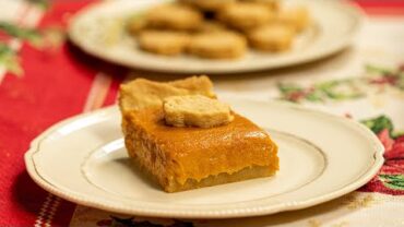 VIDEO: The Best Pumpkin Pie Bars