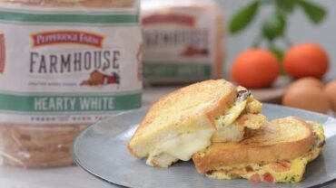 VIDEO: Quick and Easy Omelette Sandwich Hack Tutorial with @Pepperidge Farm!! So Yummy